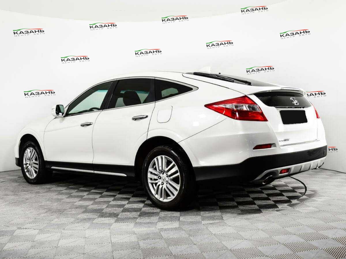 Купить Honda Crosstour с пробегом. Фото: #6