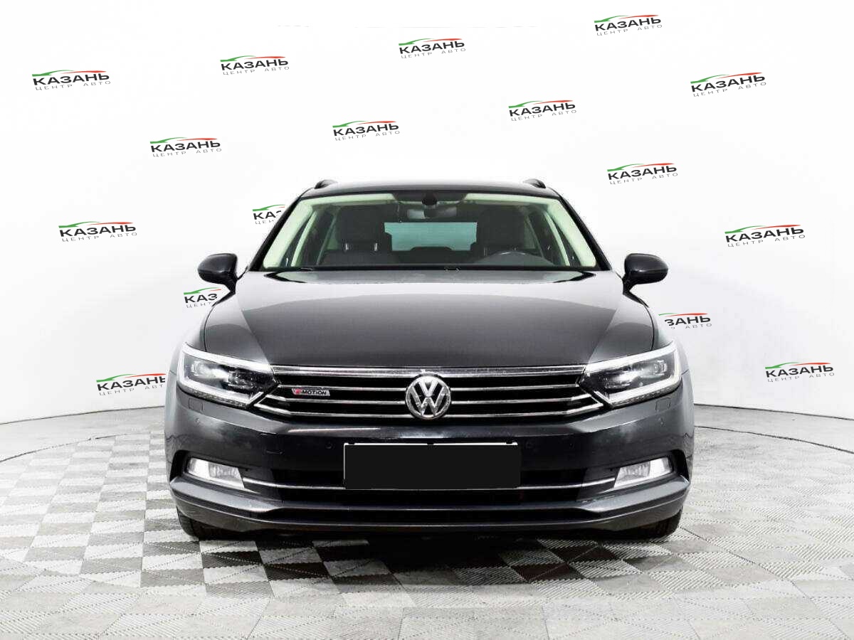 Купить Volkswagen Passat с пробегом. Фото: #1