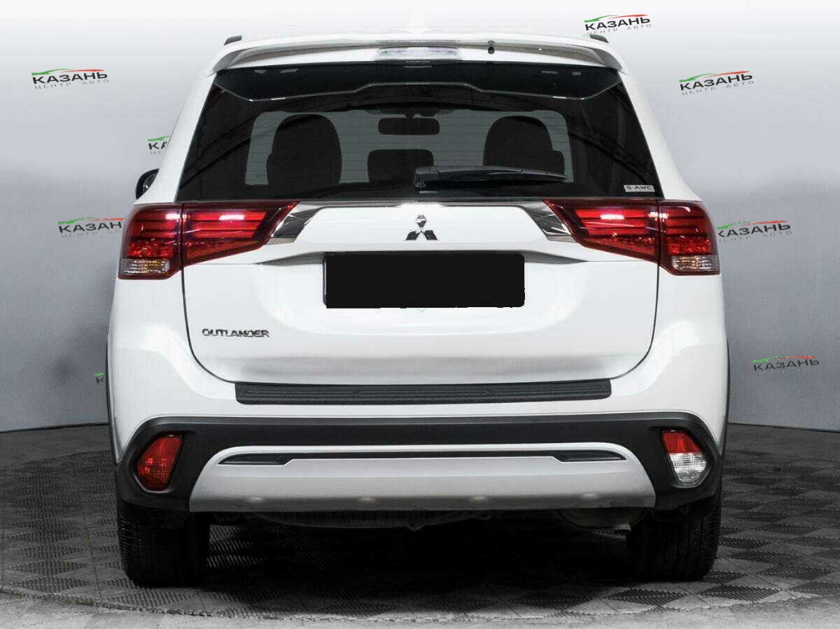 Купить Mitsubishi Outlander с пробегом. Фото: #5