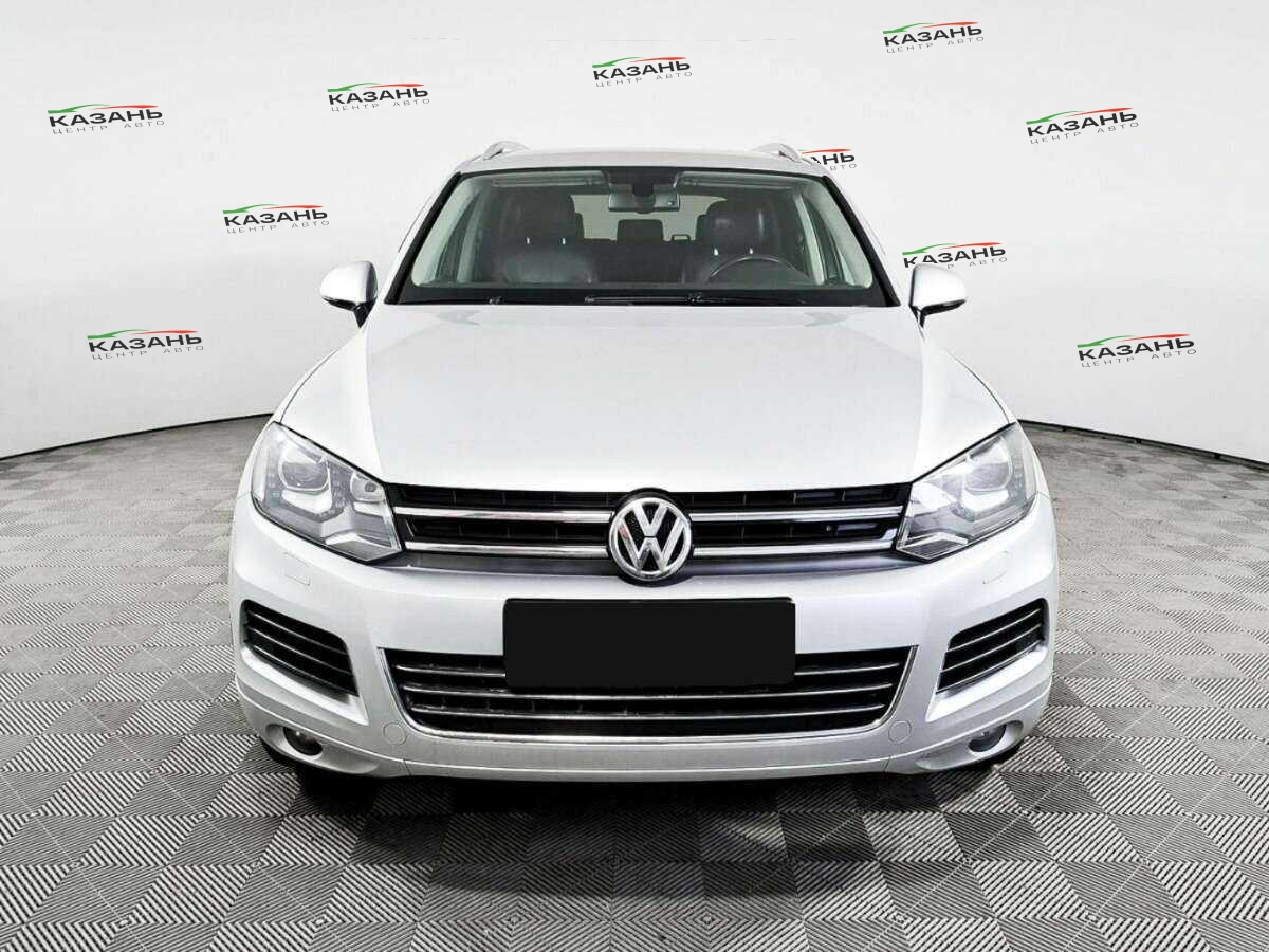 Купить Volkswagen Touareg с пробегом. Фото: #1