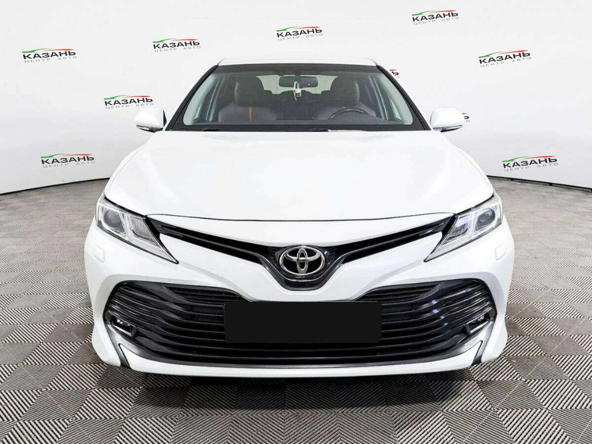 Купить Toyota Camry с пробегом. Фото: #1