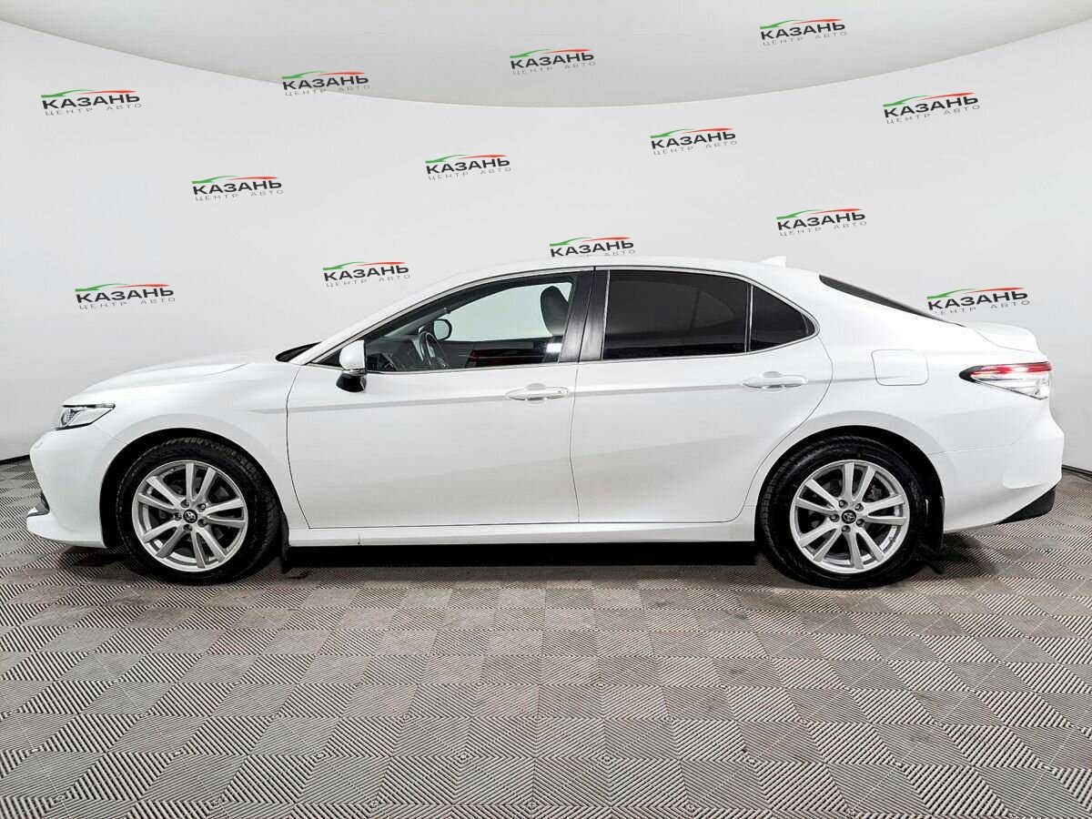 Купить Toyota Camry с пробегом. Фото: #7