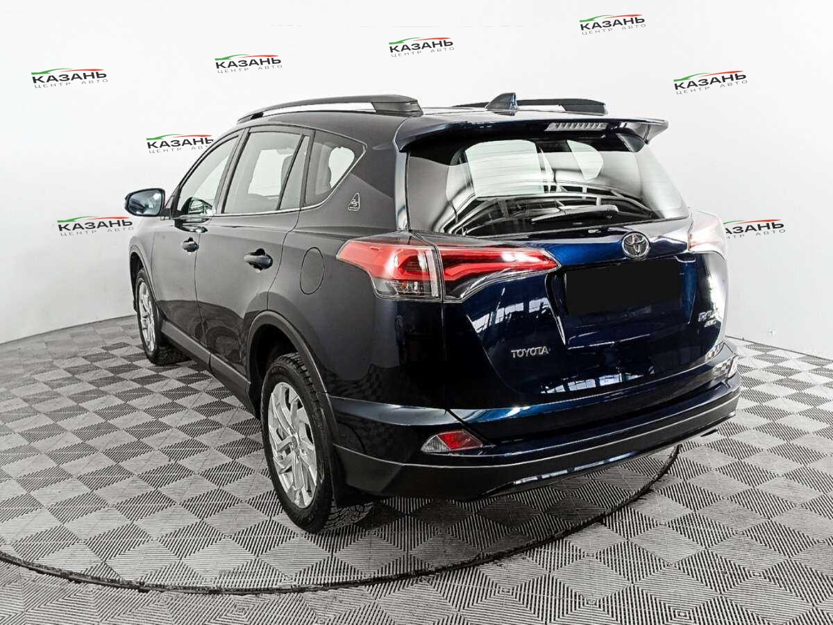 Купить Toyota RAV4 с пробегом. Фото: #6