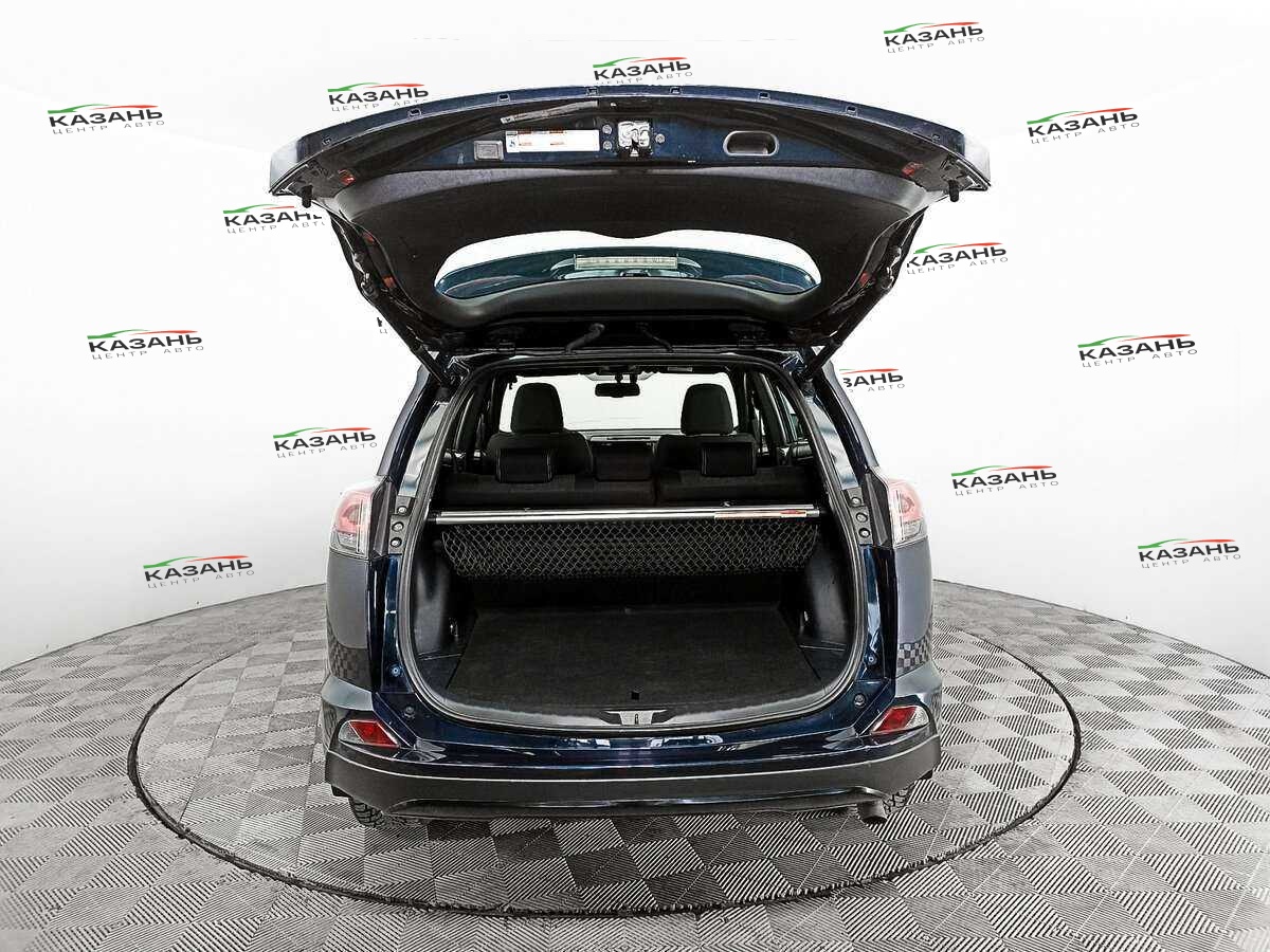 Купить Toyota RAV4 с пробегом. Фото: #9