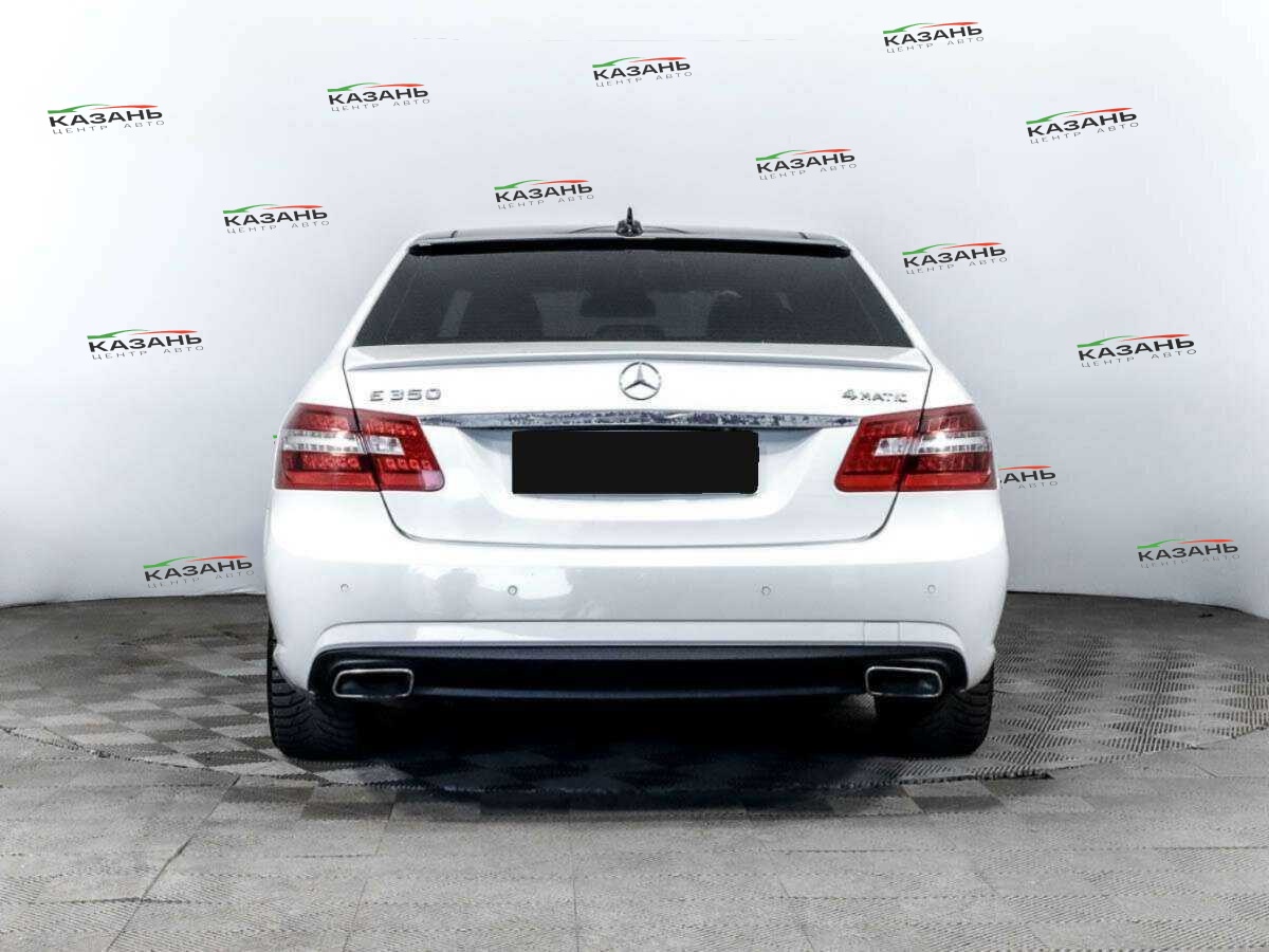 Купить Mercedes-Benz E-Класс с пробегом. Фото: #4