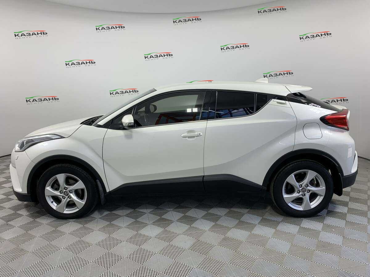 Купить Toyota C-HR с пробегом. Фото: #7