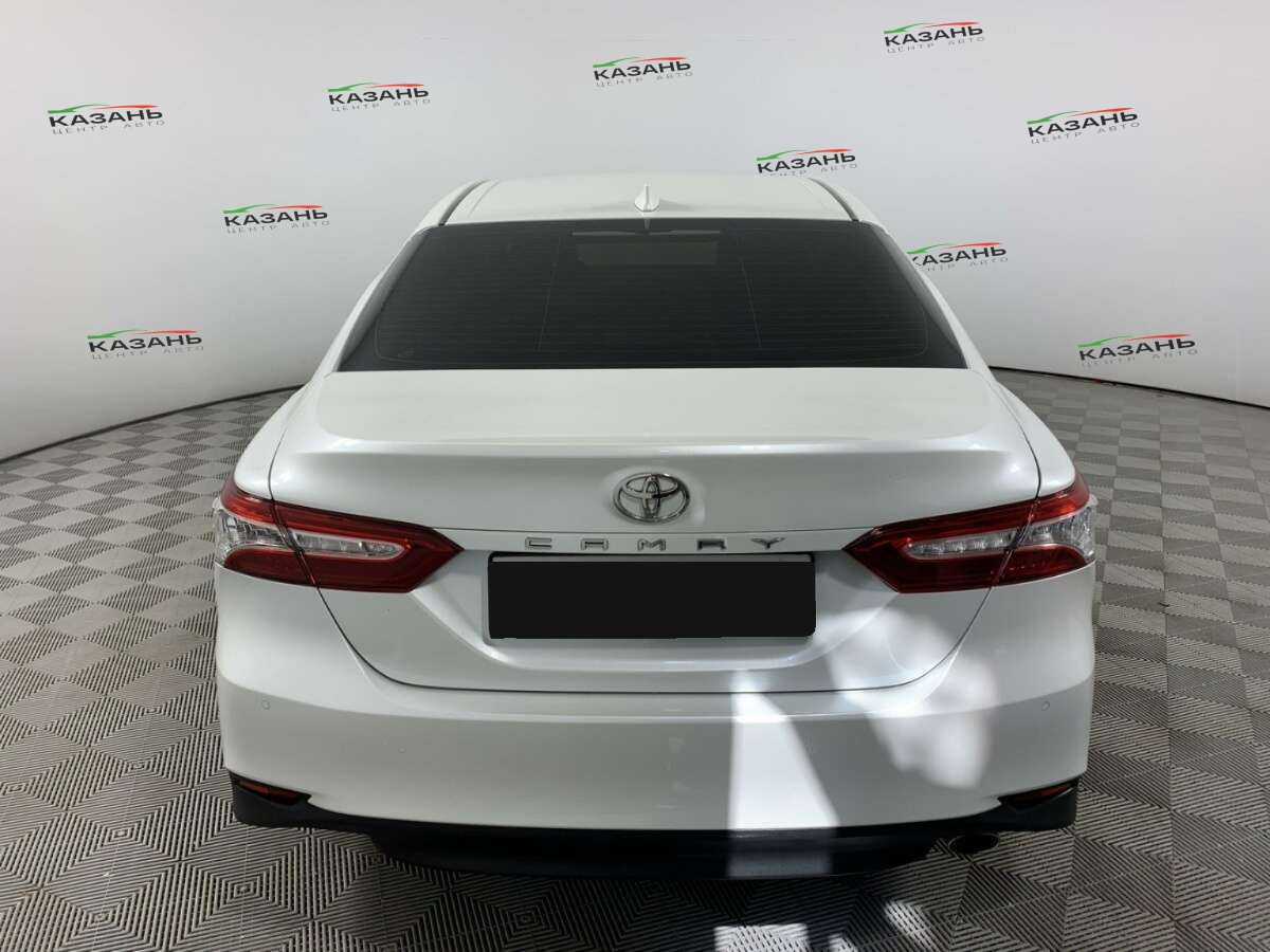Купить Toyota Camry с пробегом. Фото: #5