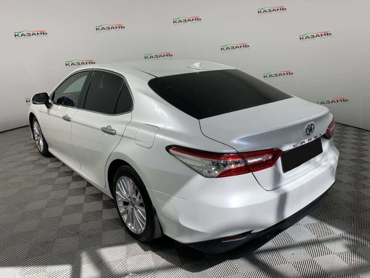 Купить Toyota Camry с пробегом. Фото: #6