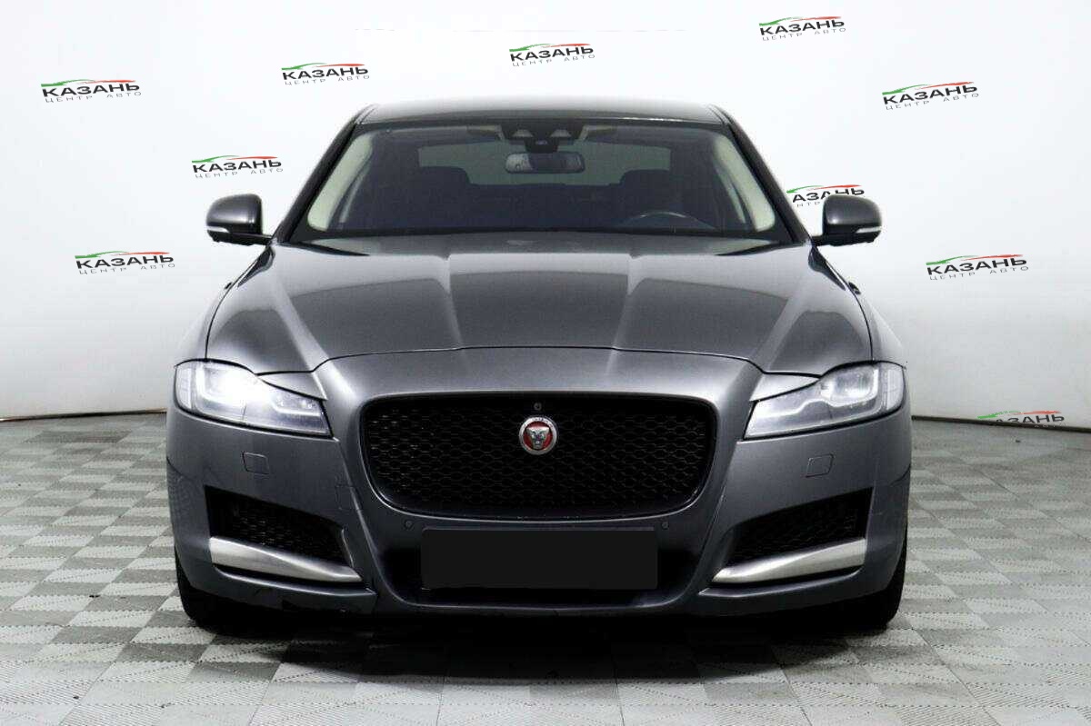 Купить Jaguar XF с пробегом. Фото: #1