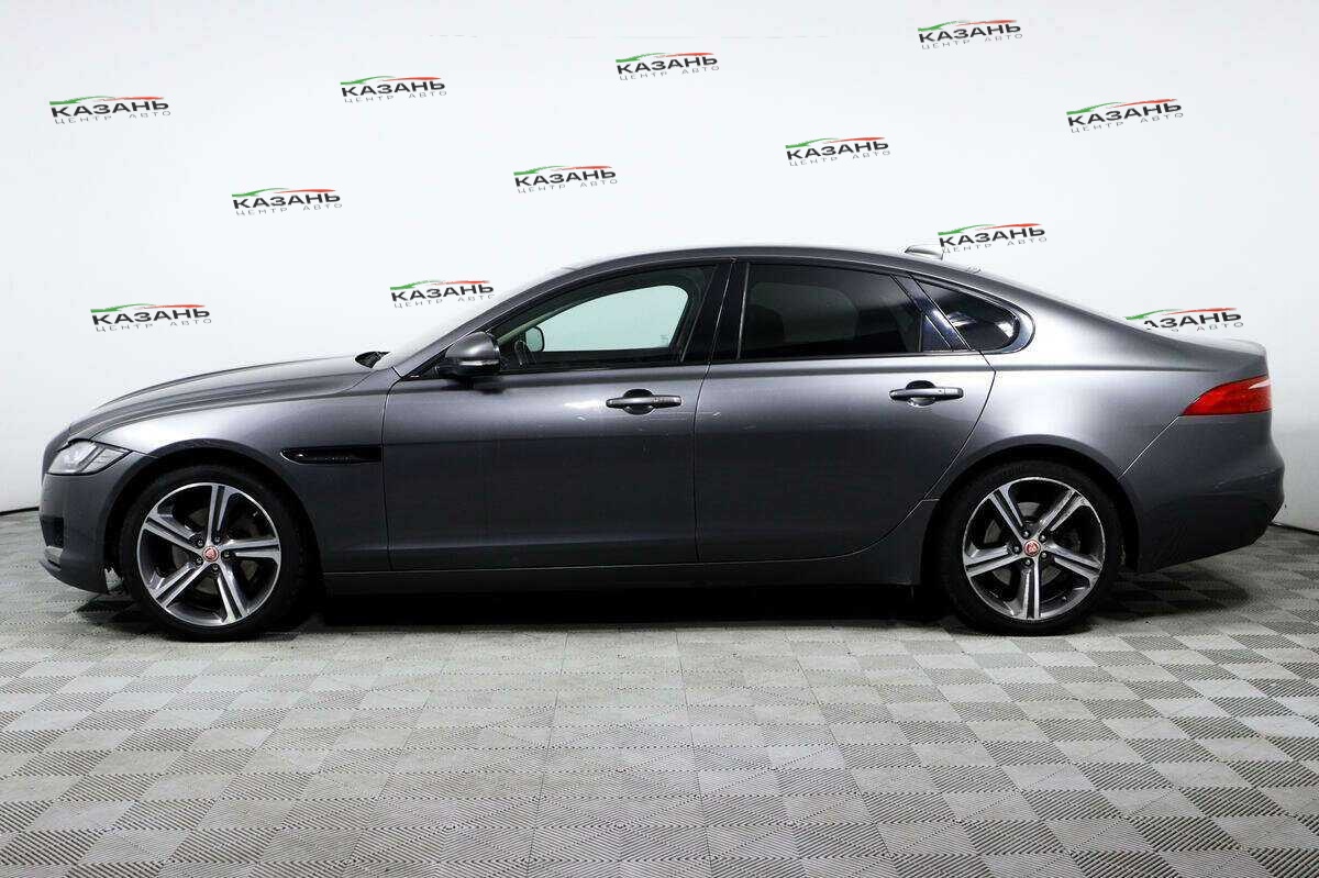 Купить Jaguar XF с пробегом. Фото: #7