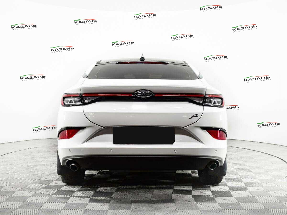 Купить JAC J7 с пробегом. Фото: #5