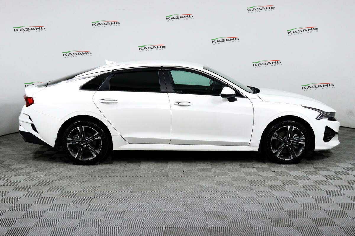 Купить Kia K5 с пробегом. Фото: #3