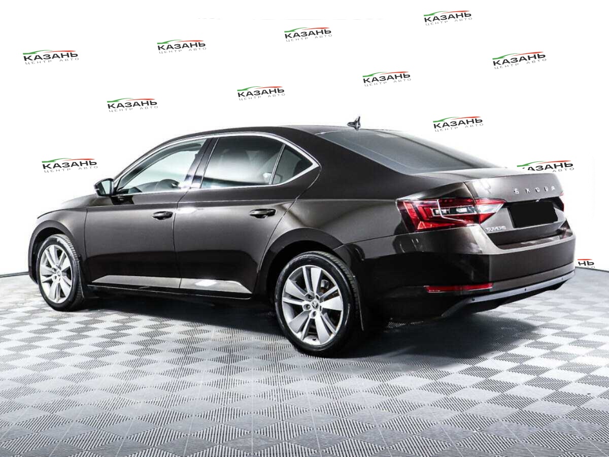 Купить Skoda Superb с пробегом. Фото: #6