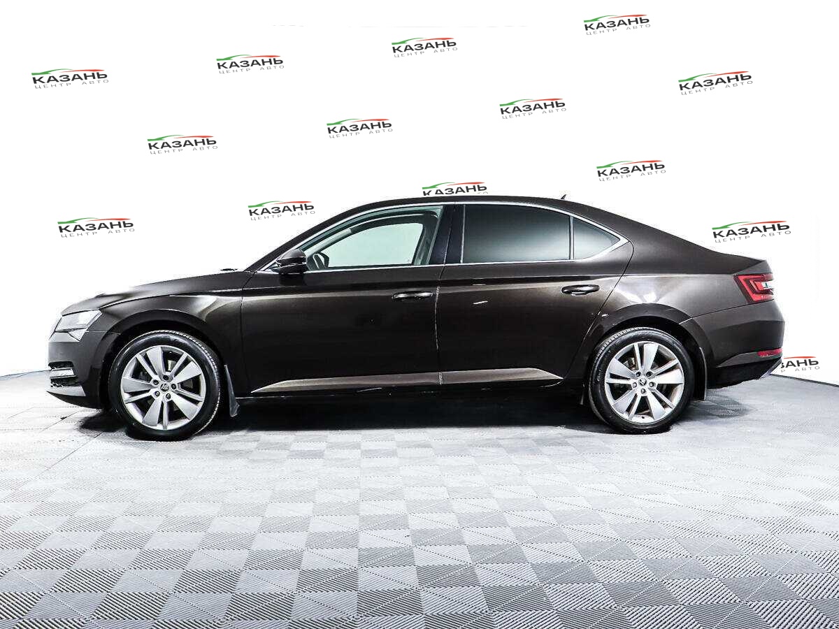 Купить Skoda Superb с пробегом. Фото: #7