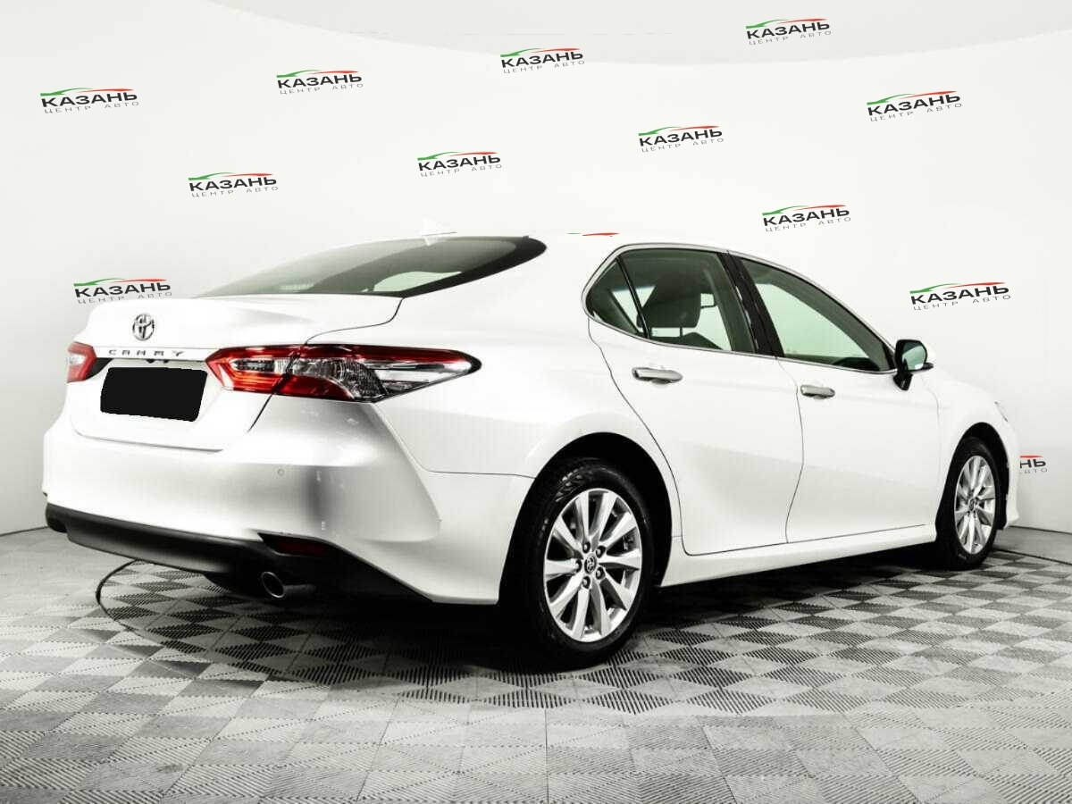 Купить Toyota Camry с пробегом. Фото: #4