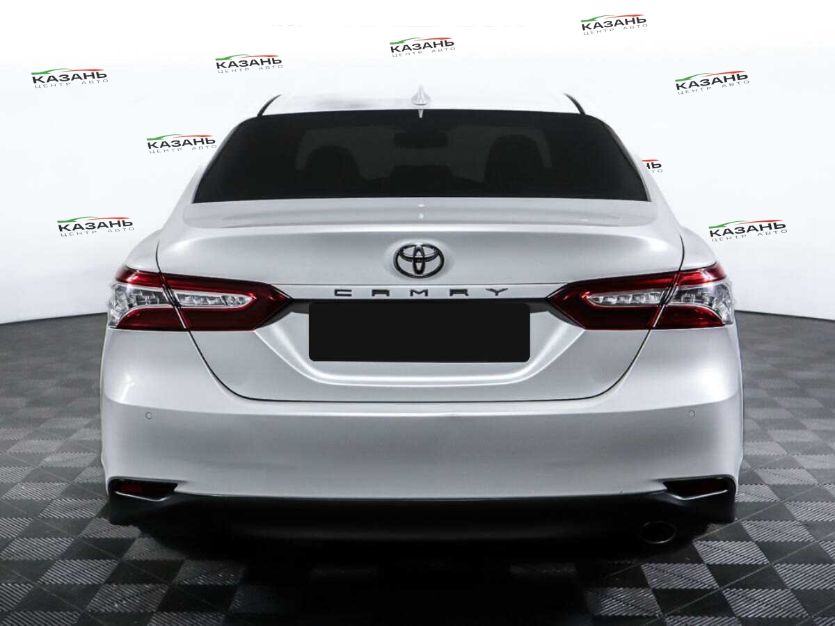 Купить Toyota Camry с пробегом. Фото: #5
