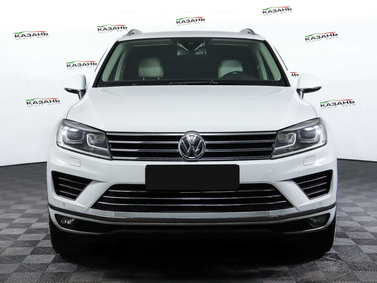 Купить Volkswagen Touareg с пробегом. Фото: #1