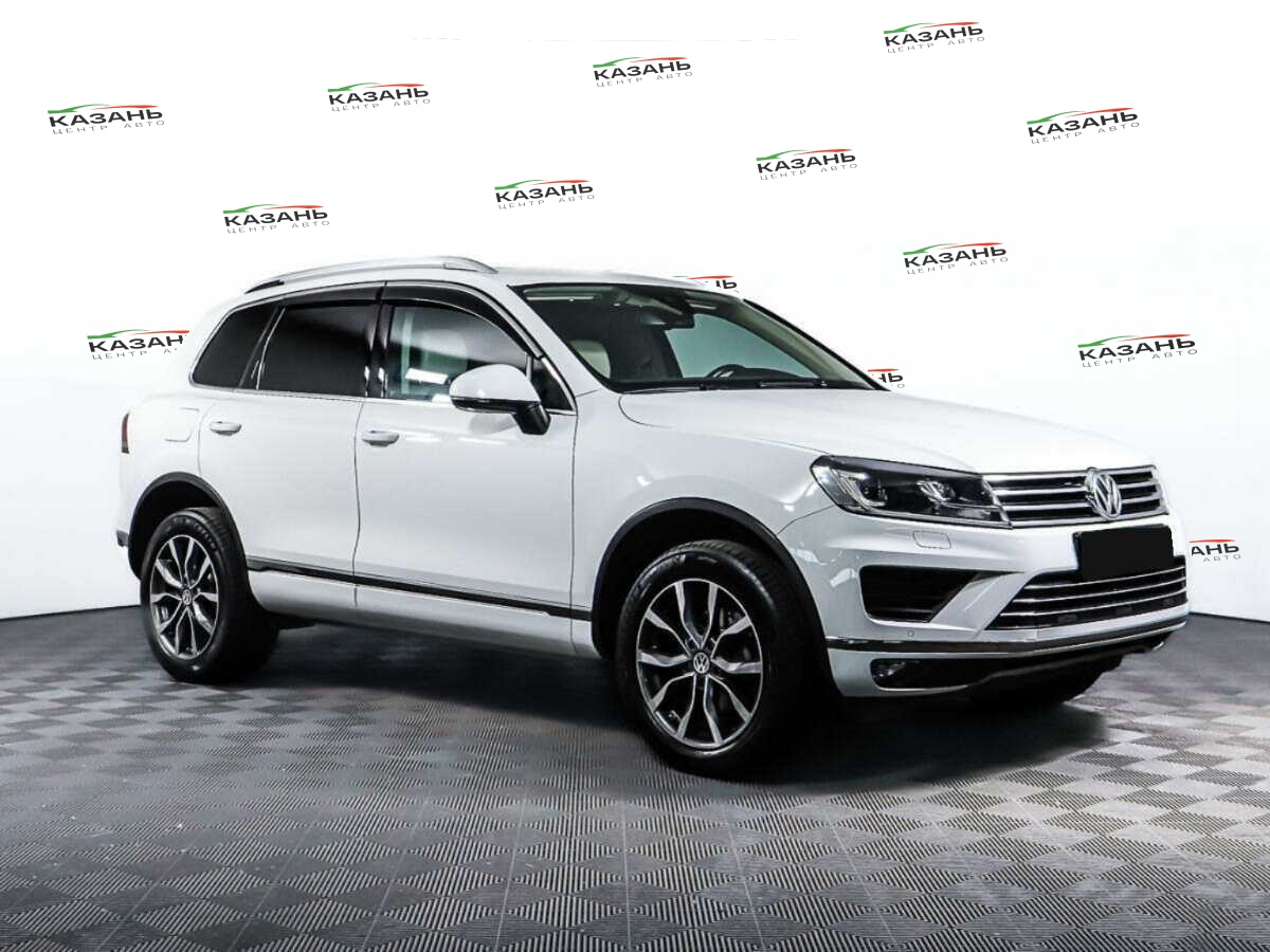 Купить Volkswagen Touareg с пробегом. Фото: #2