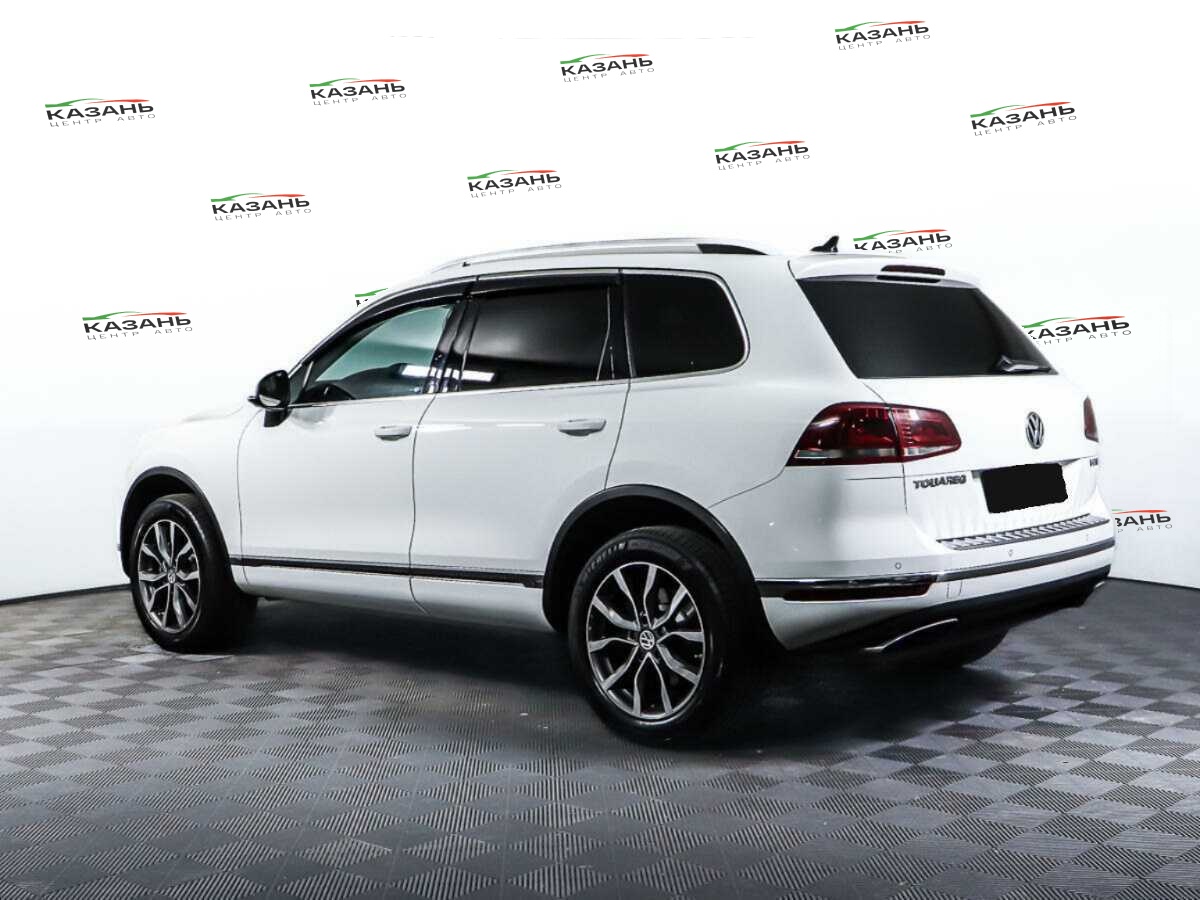 Купить Volkswagen Touareg с пробегом. Фото: #6