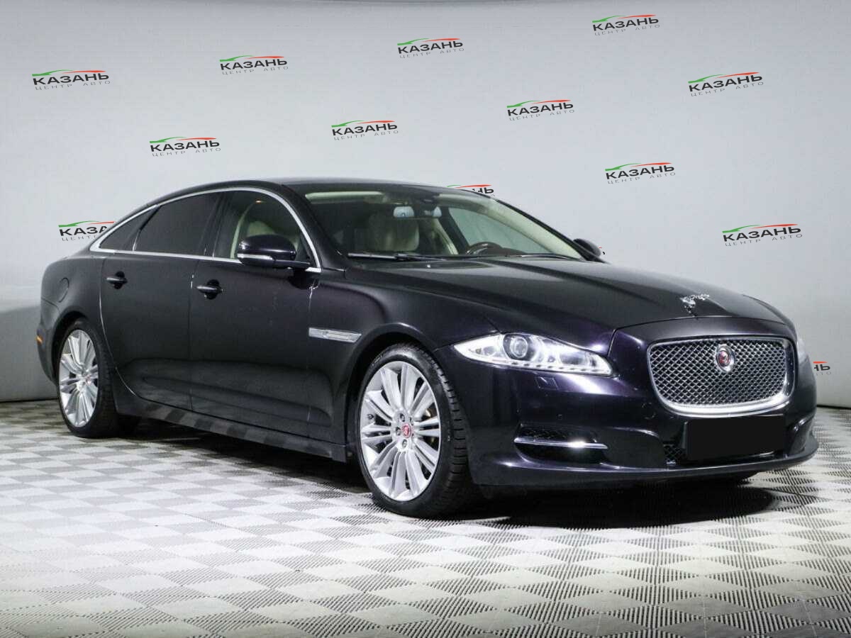 Купить Jaguar XJ с пробегом. Фото: #2