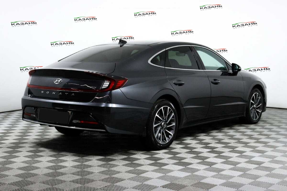 Купить Hyundai Sonata с пробегом. Фото: #4