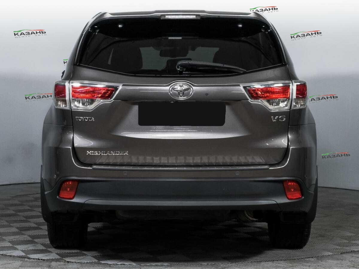 Купить Toyota Highlander с пробегом. Фото: #4