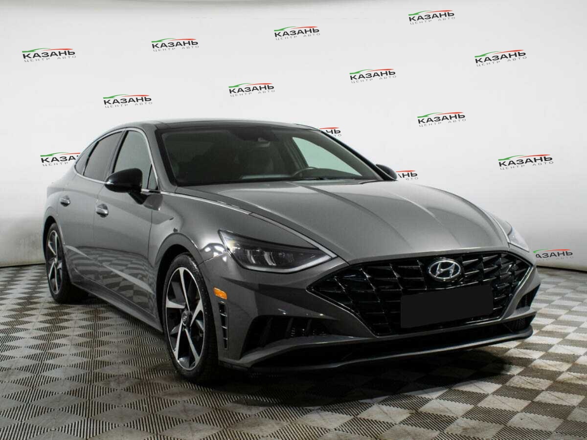 Купить Hyundai Sonata с пробегом. Фото: #2