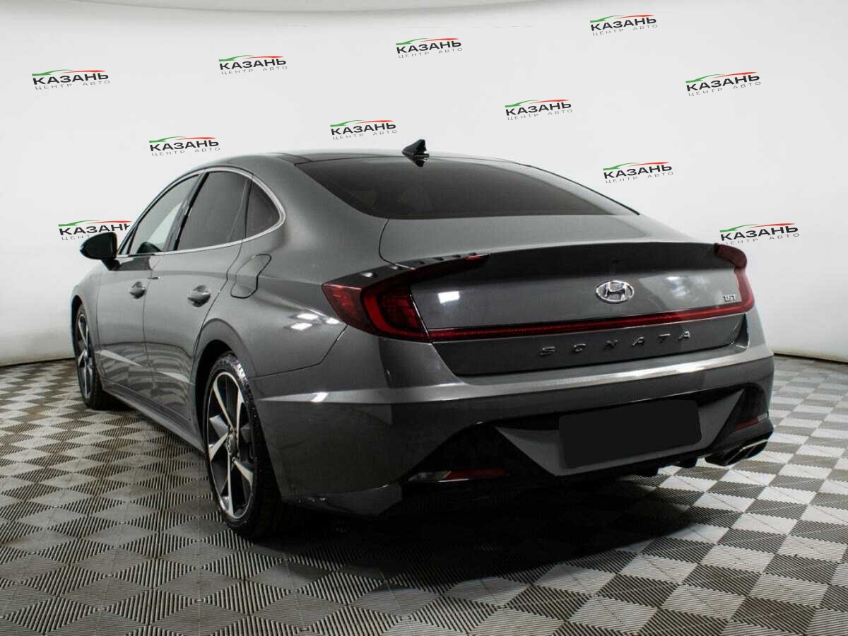 Купить Hyundai Sonata с пробегом. Фото: #4