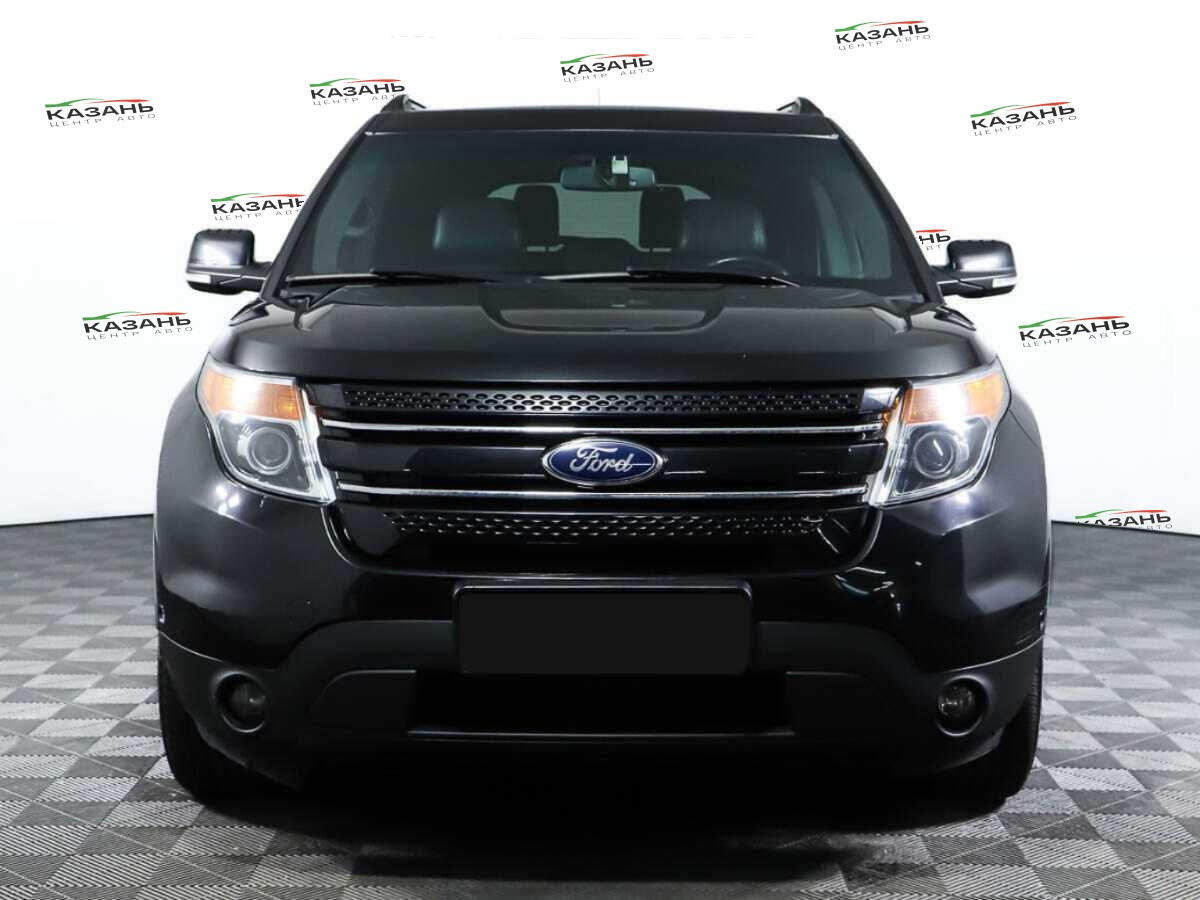 Купить Ford Explorer с пробегом. Фото: #1