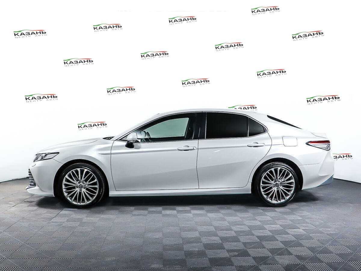 Купить Toyota Camry с пробегом. Фото: #7