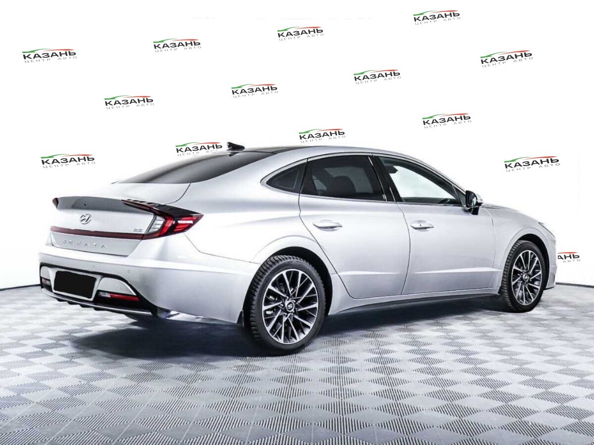Купить Hyundai Sonata с пробегом. Фото: #4