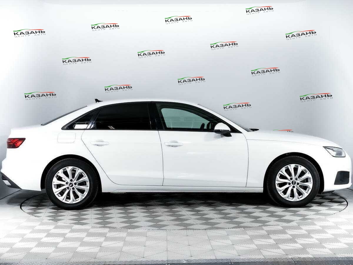 Купить Audi A4 с пробегом. Фото: #3