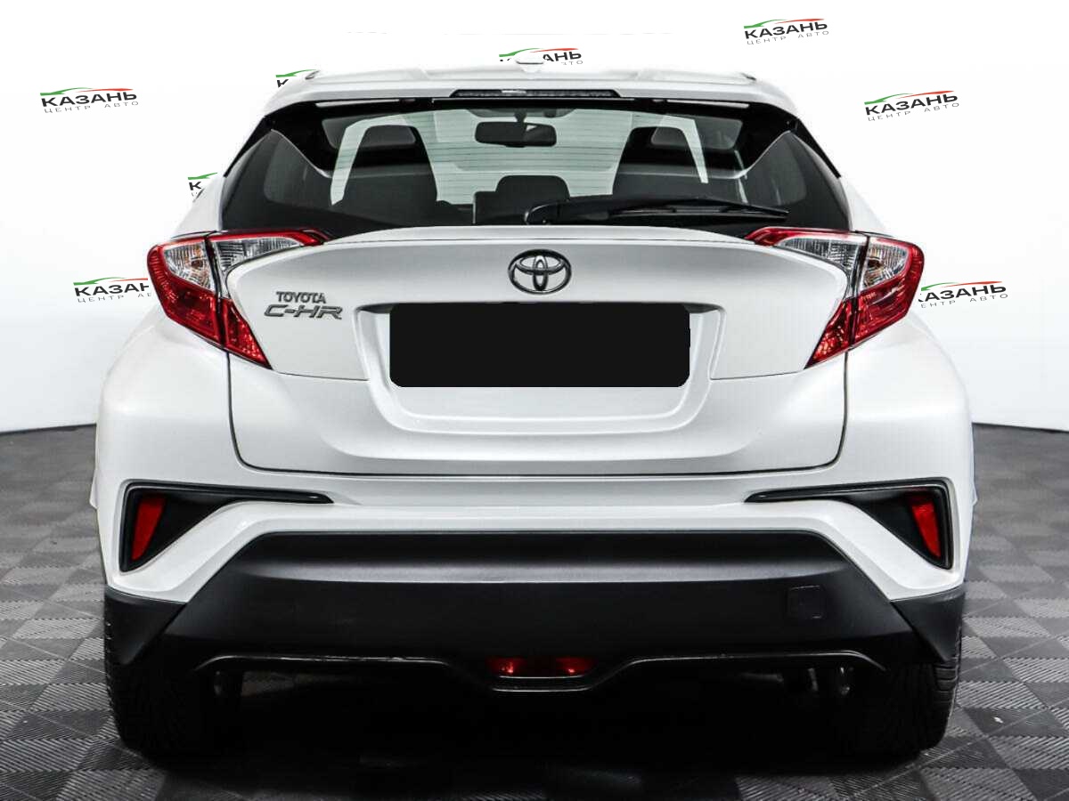 Купить Toyota C-HR с пробегом. Фото: #5