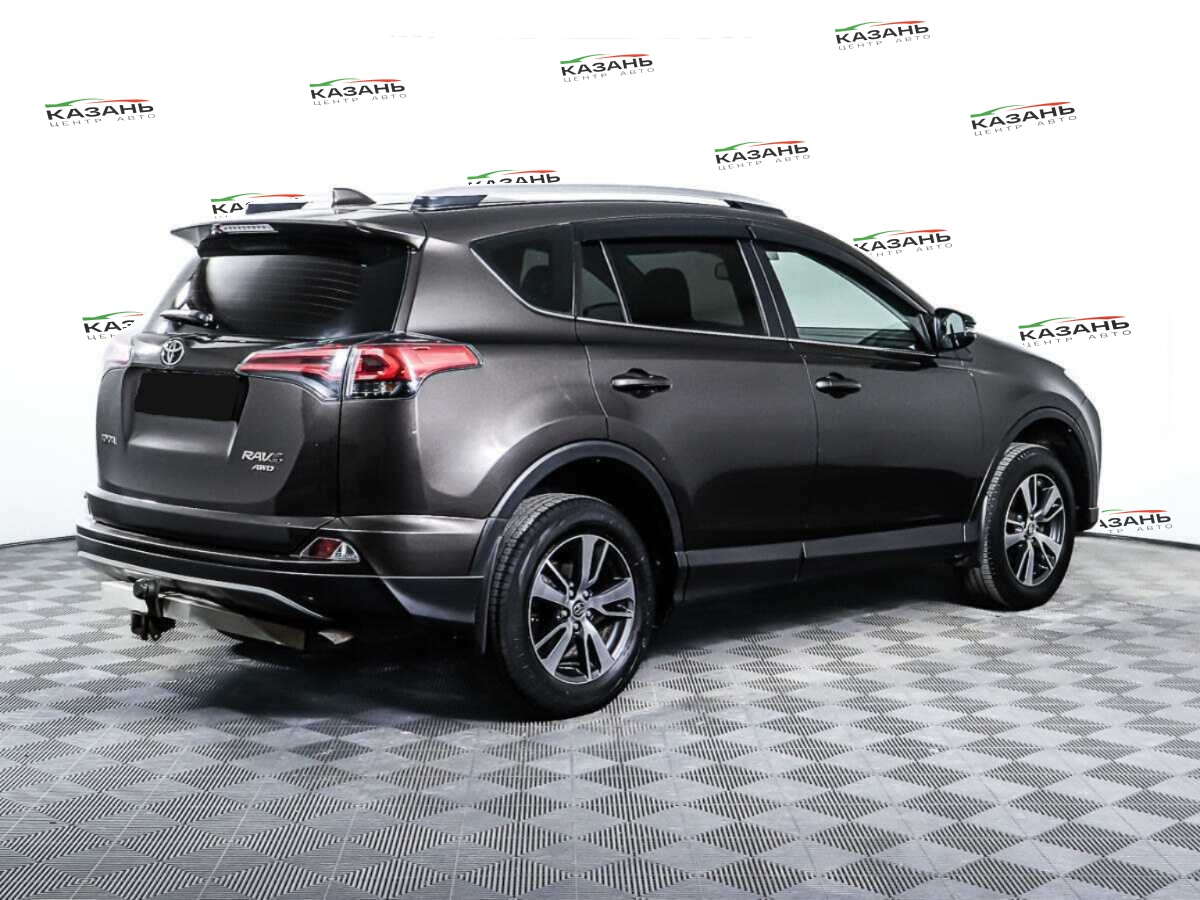 Купить Toyota RAV4 с пробегом. Фото: #4