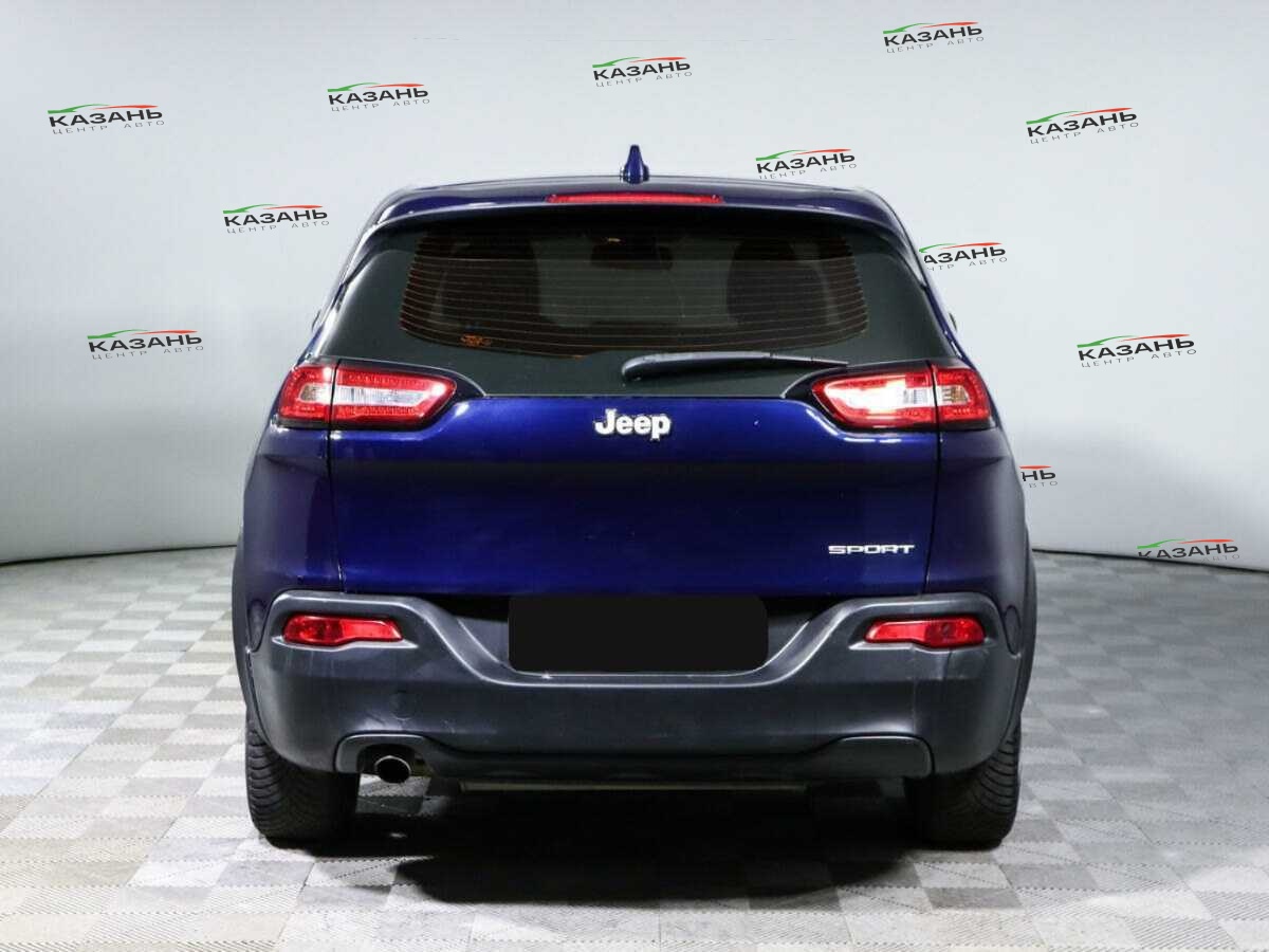 Купить Jeep Cherokee с пробегом. Фото: #4