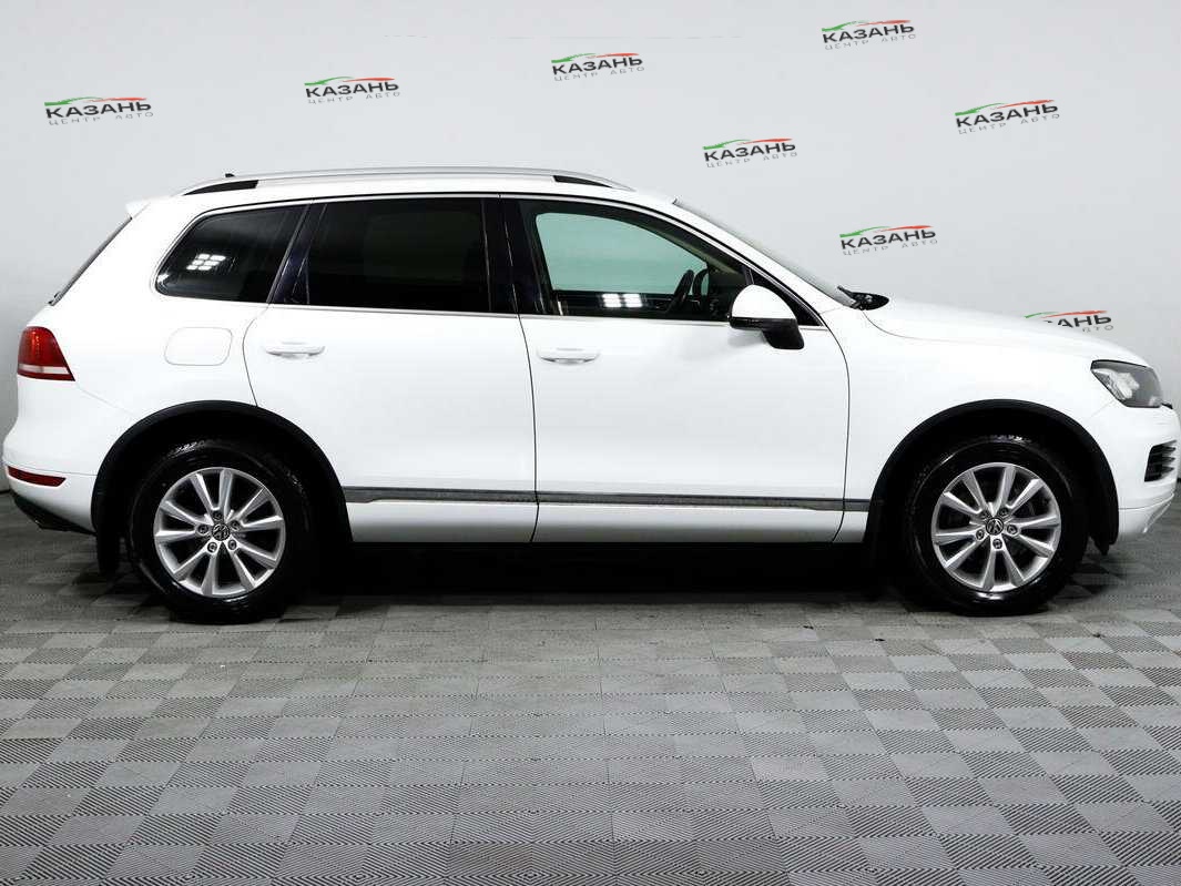 Купить Volkswagen Touareg с пробегом. Фото: #3