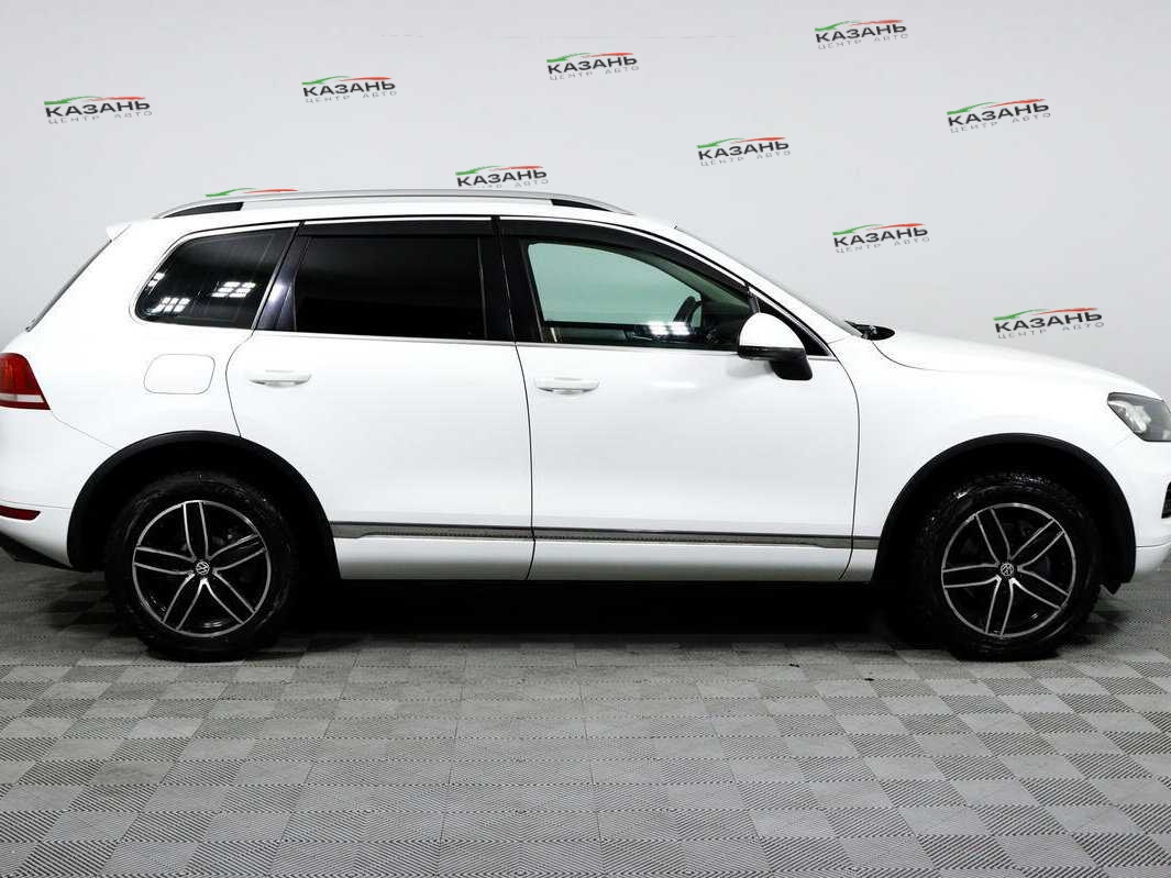 Купить Volkswagen Touareg с пробегом. Фото: #3