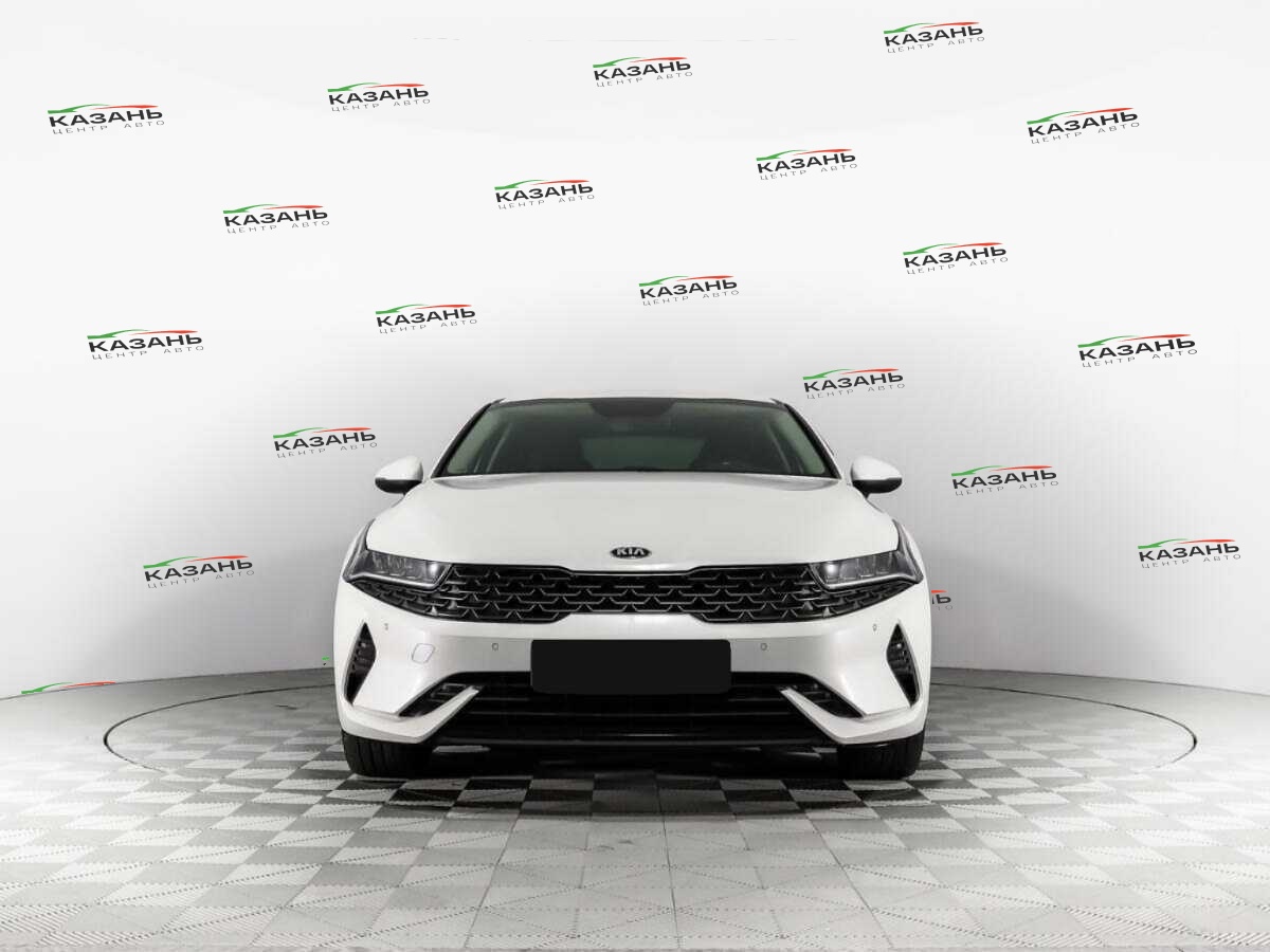 Купить Kia K5 с пробегом. Фото: #1