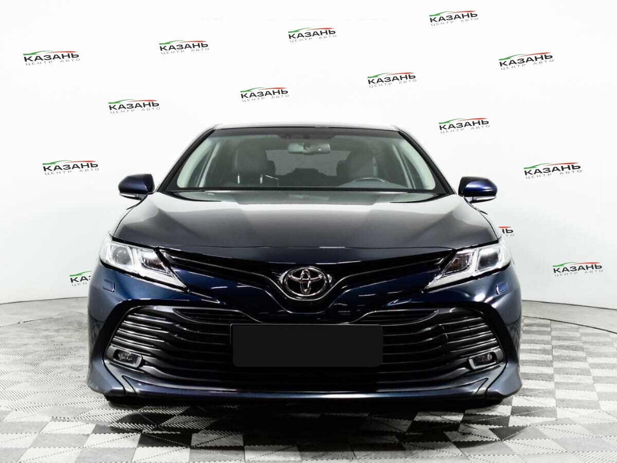 Купить Toyota Camry с пробегом. Фото: #2