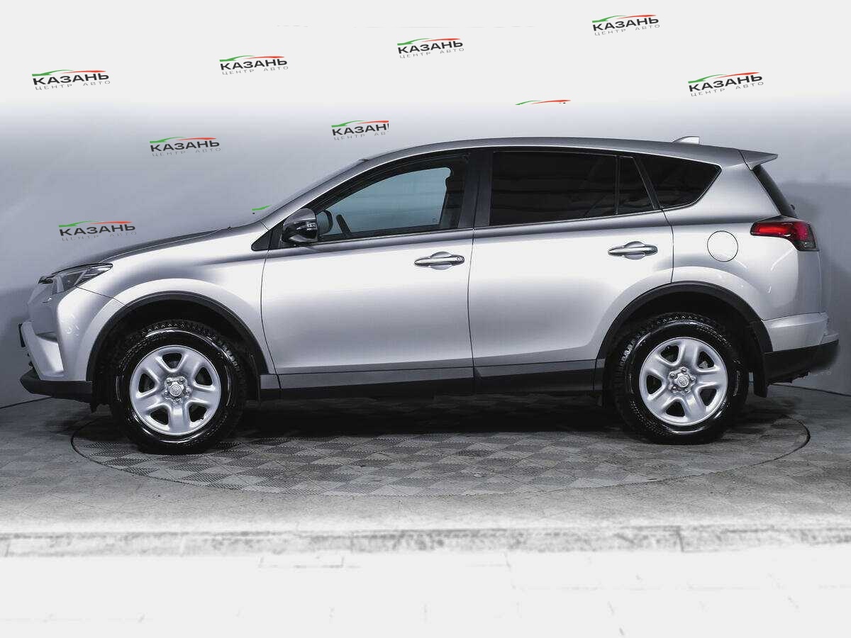 Купить Toyota RAV4 с пробегом. Фото: #7