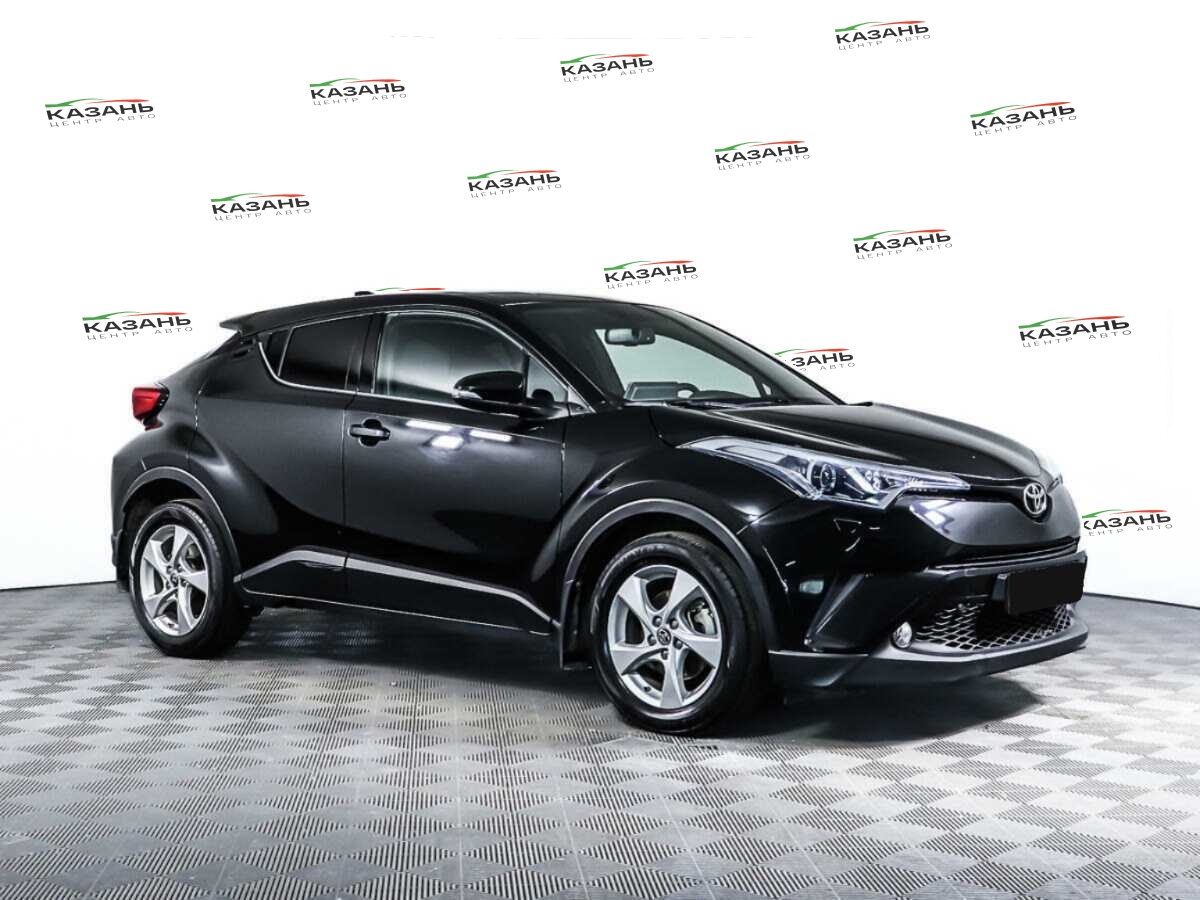 Купить Toyota C-HR с пробегом. Фото: #2