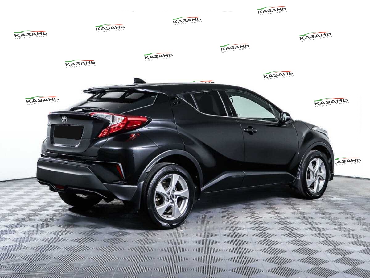 Купить Toyota C-HR с пробегом. Фото: #4