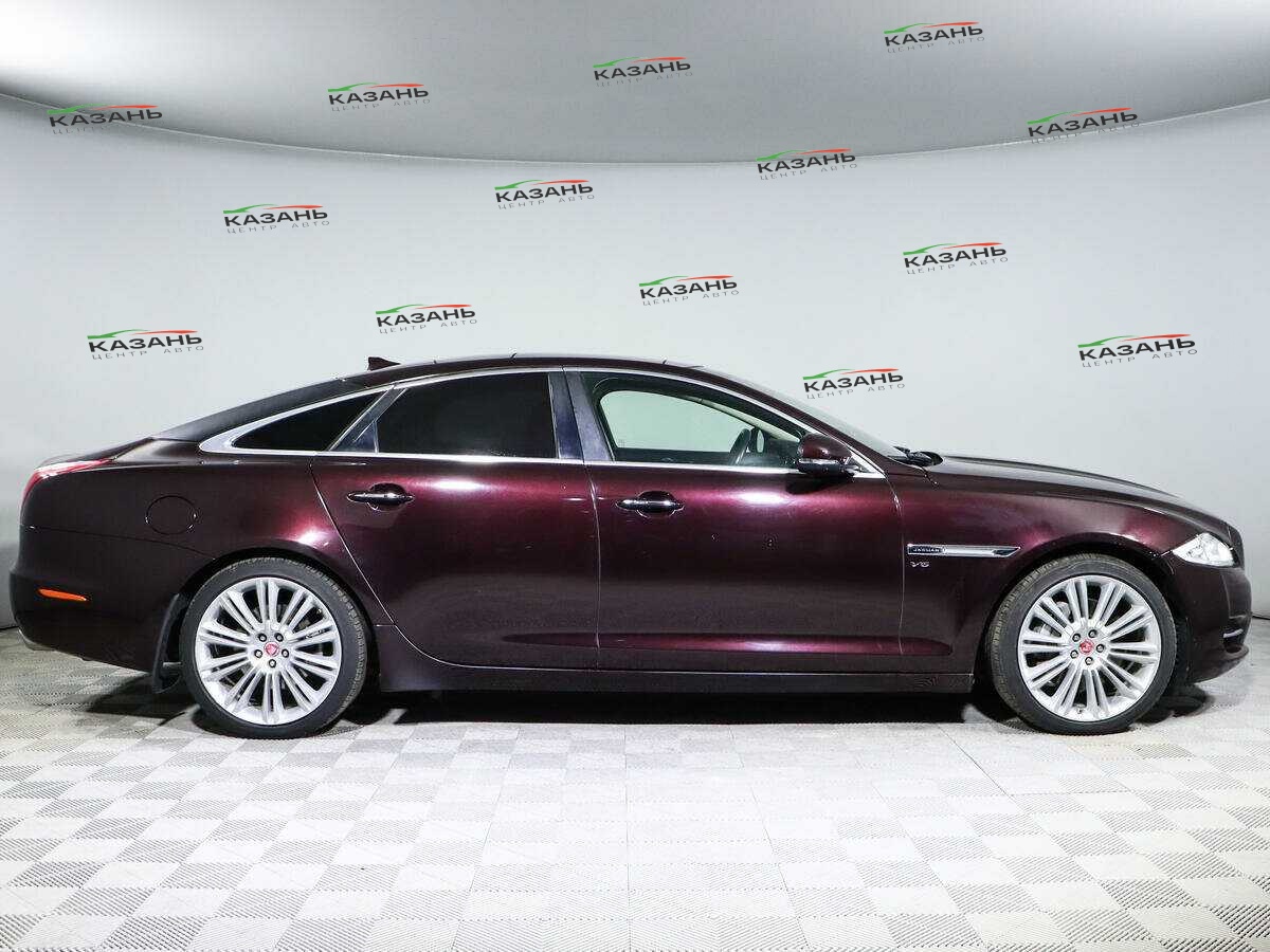 Купить Jaguar XJ с пробегом. Фото: #3