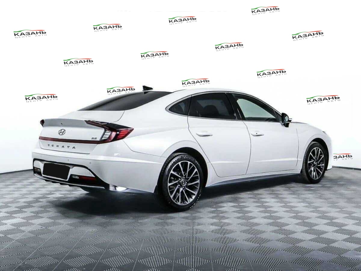 Купить Hyundai Sonata с пробегом. Фото: #4