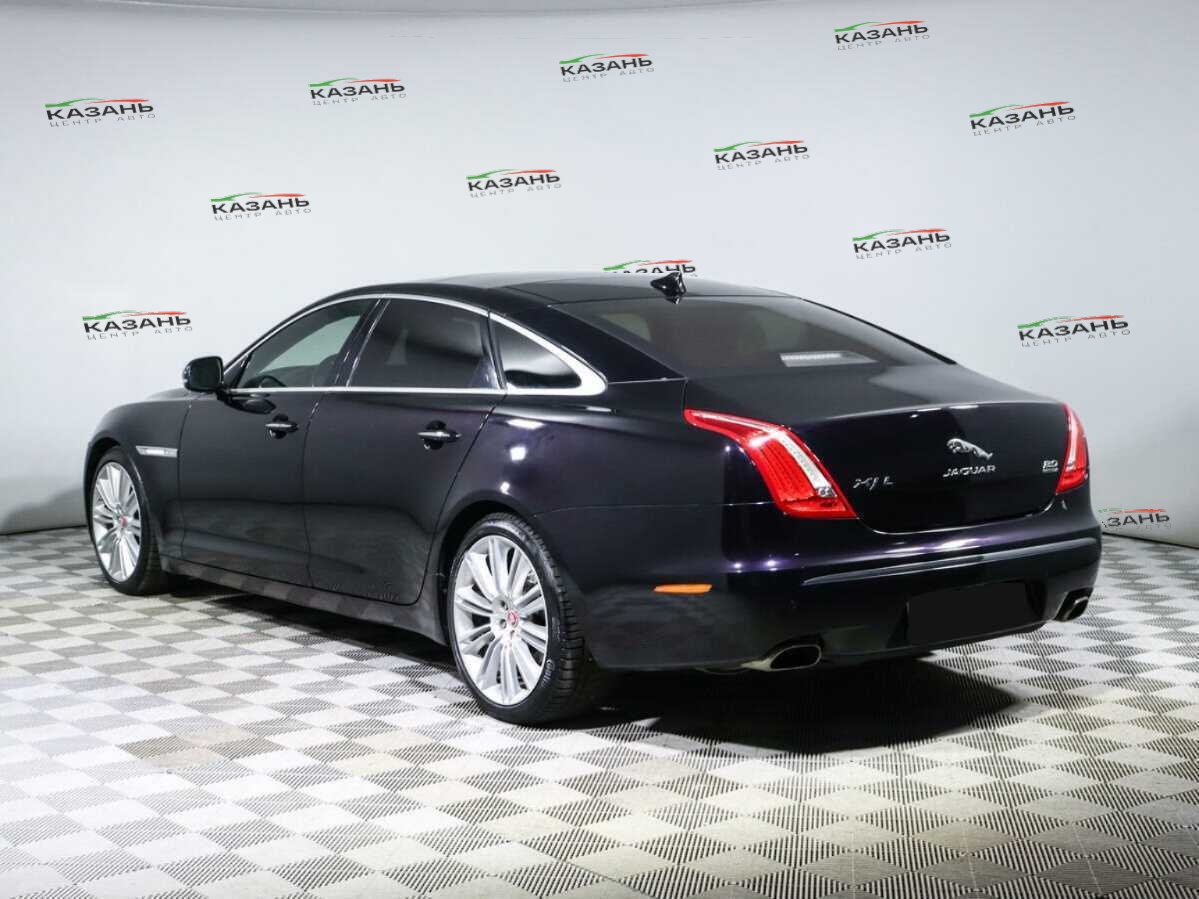 Купить Jaguar XJ с пробегом. Фото: #5