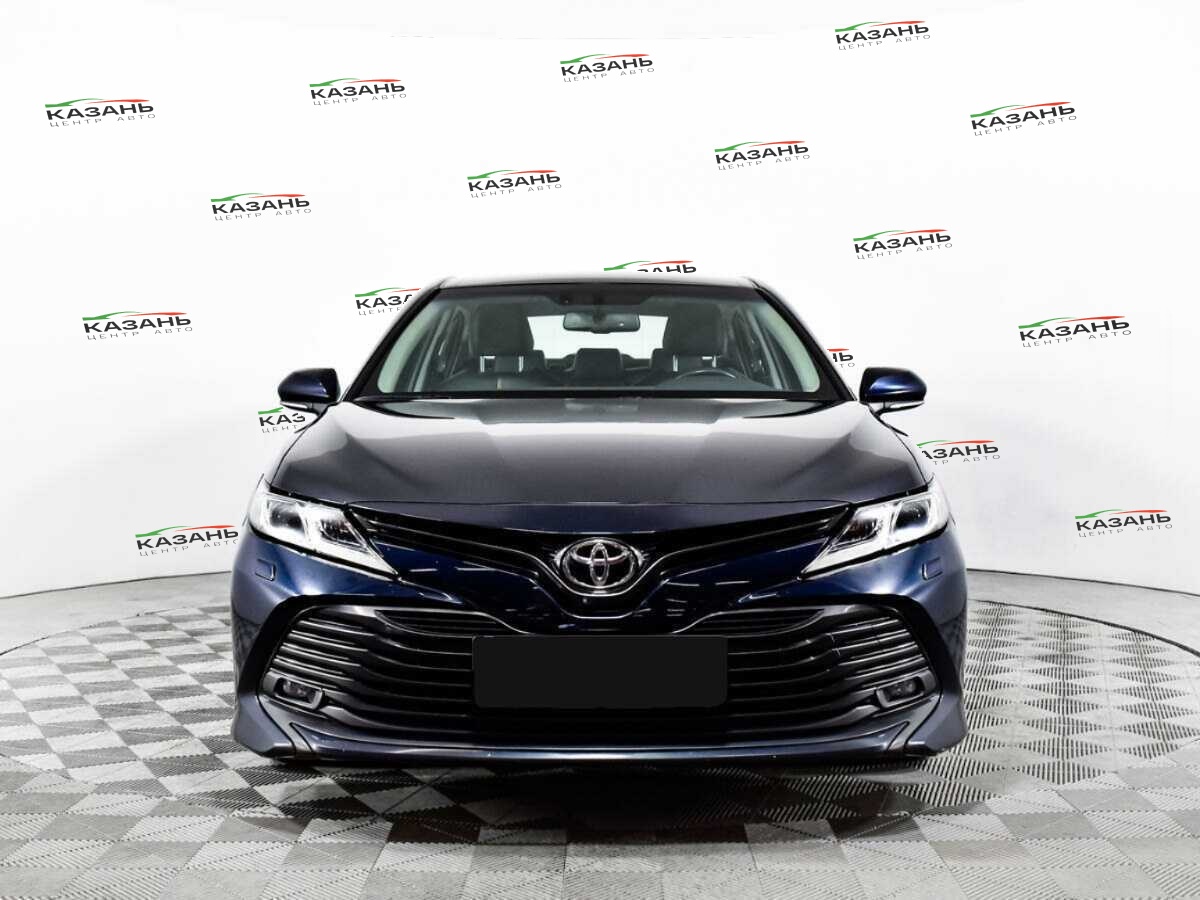 Купить Toyota Camry с пробегом. Фото: #1