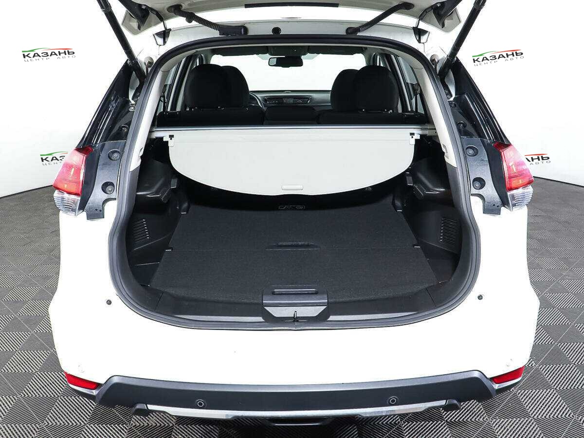 Купить Nissan X-Trail с пробегом. Фото: #8