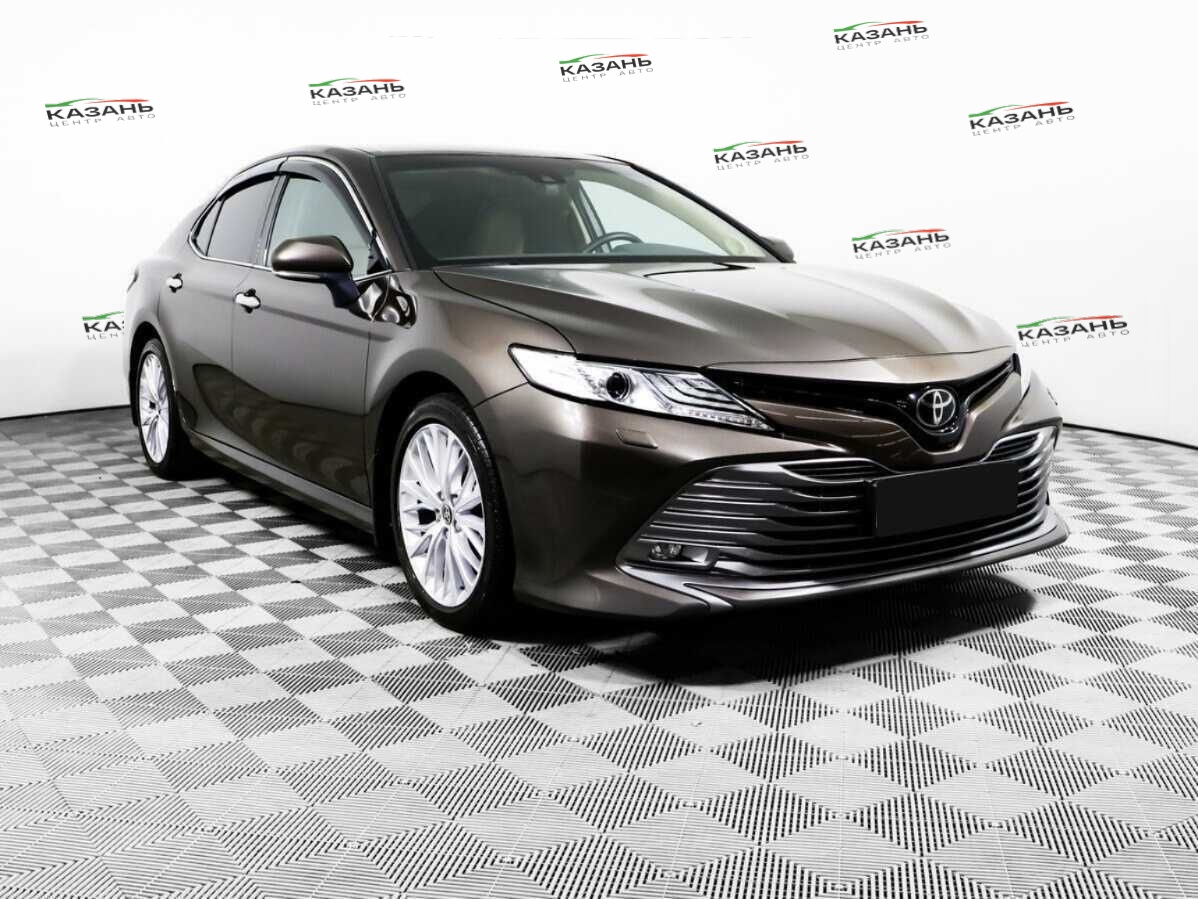 Купить Toyota Camry с пробегом. Фото: #2