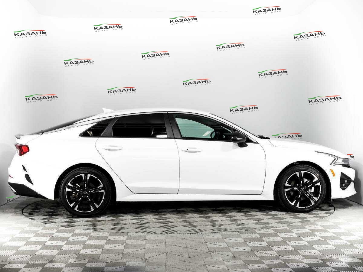 Купить Kia K5 с пробегом. Фото: #3