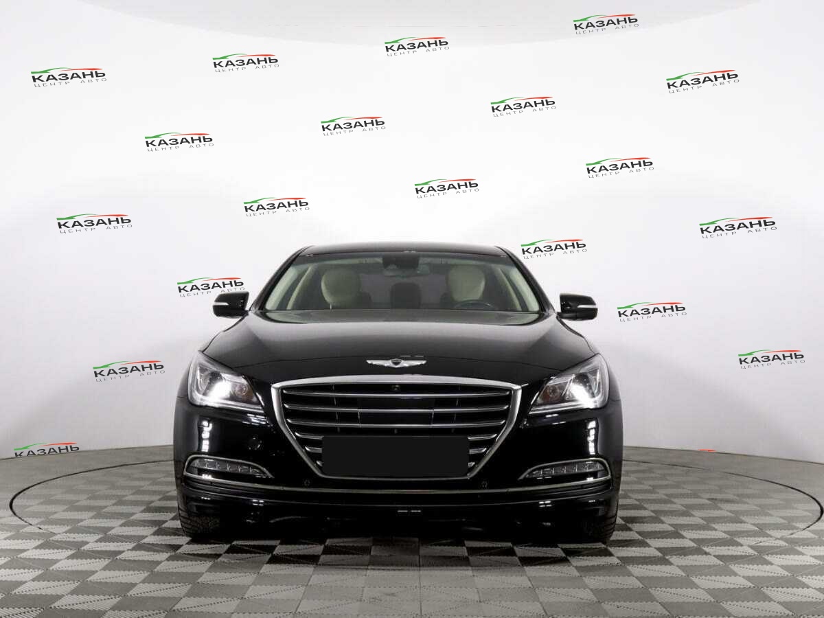 Купить Hyundai Genesis с пробегом. Фото: #1